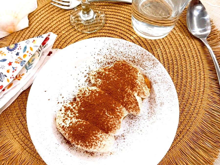 Hummus with tempura cauliflower by Bali private chef Soluna