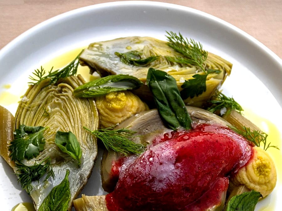 Smoked duck breast with mango gel by Bali villa chef Soluna